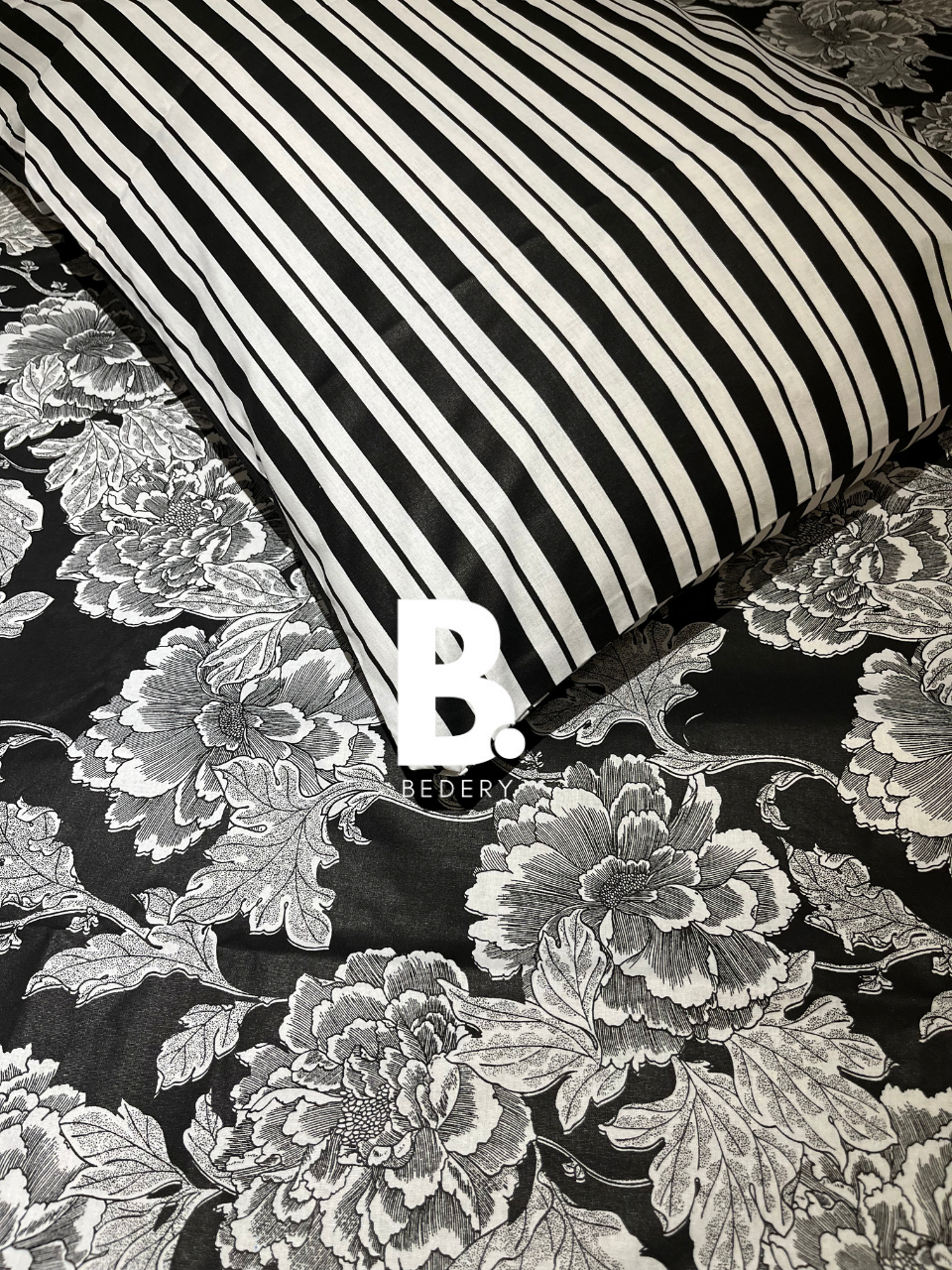 Monochrome Peony