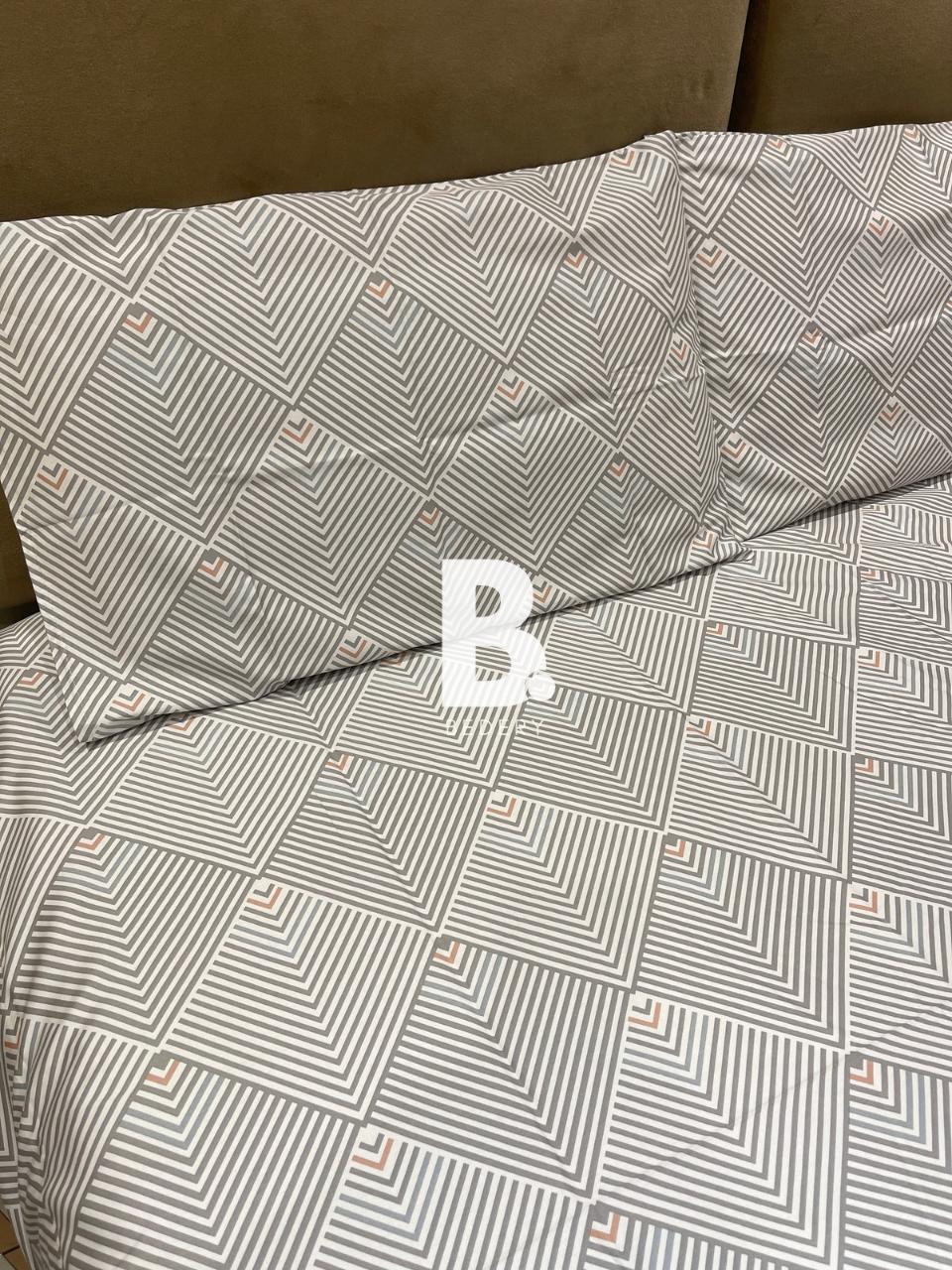 Platinum Geometric Satin