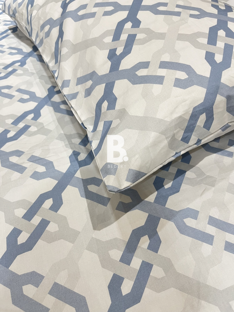 Satin Trellis