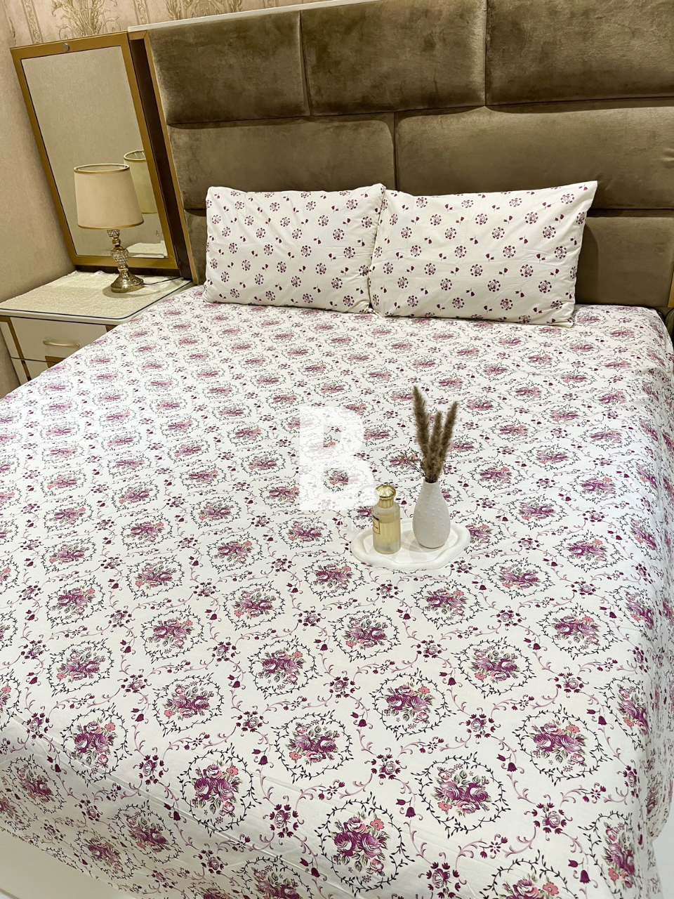 Violet Motif