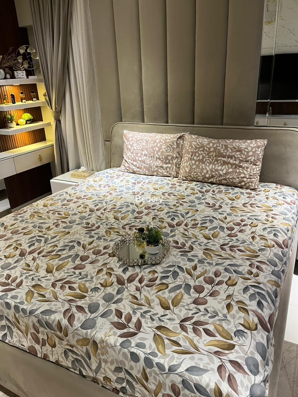 Silver Gold Elegance