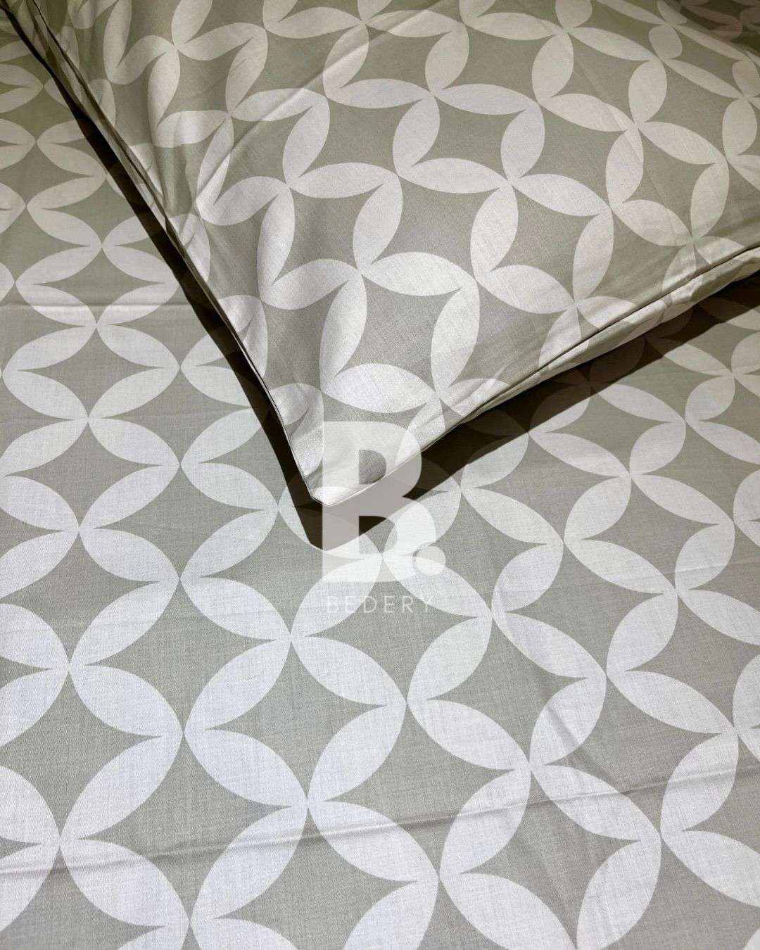 Grey Star Circle Bedsheet